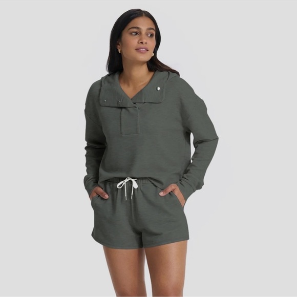 Vuori Tops - Vuori Bayview Thermal Pullover Sweater in Shale Gray Size Small